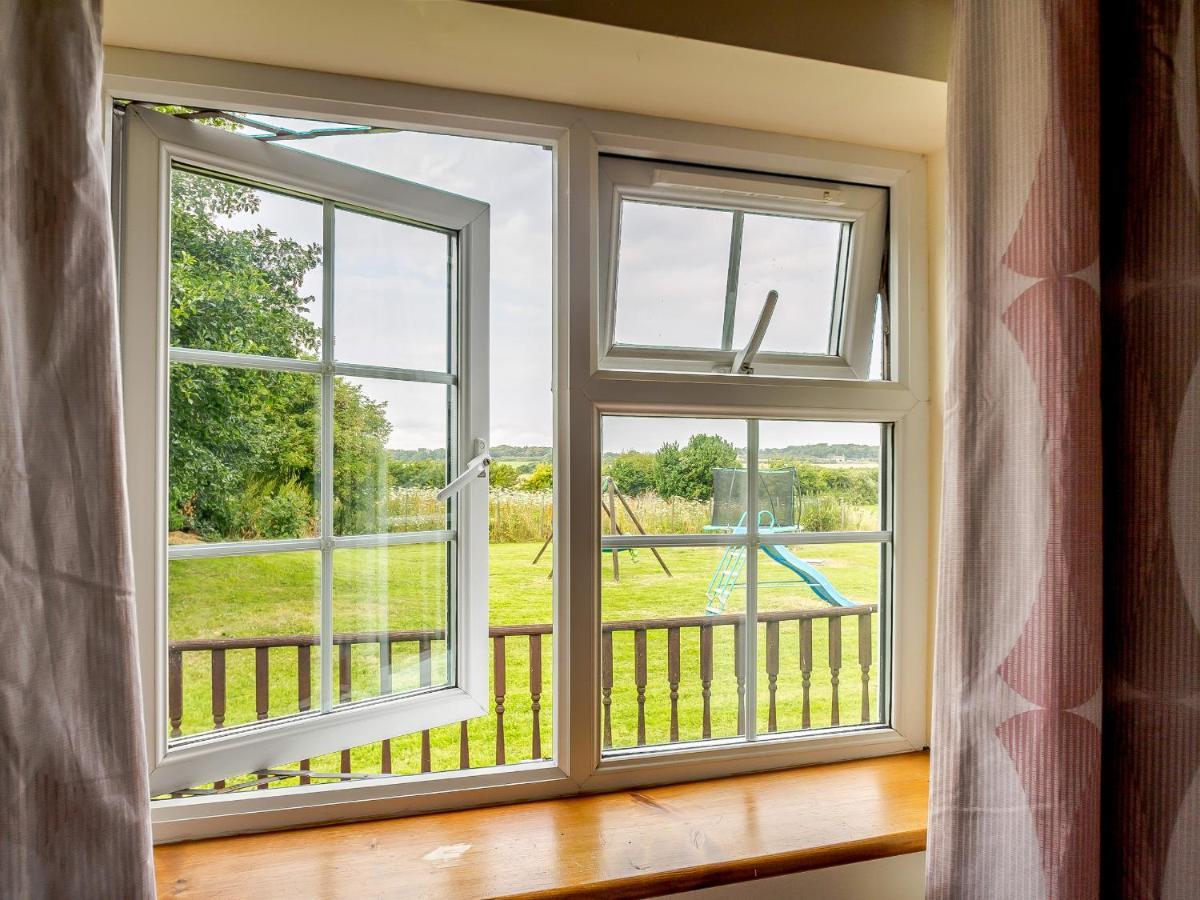 2 Black Horse Cottages Pentraeth Екстериор снимка