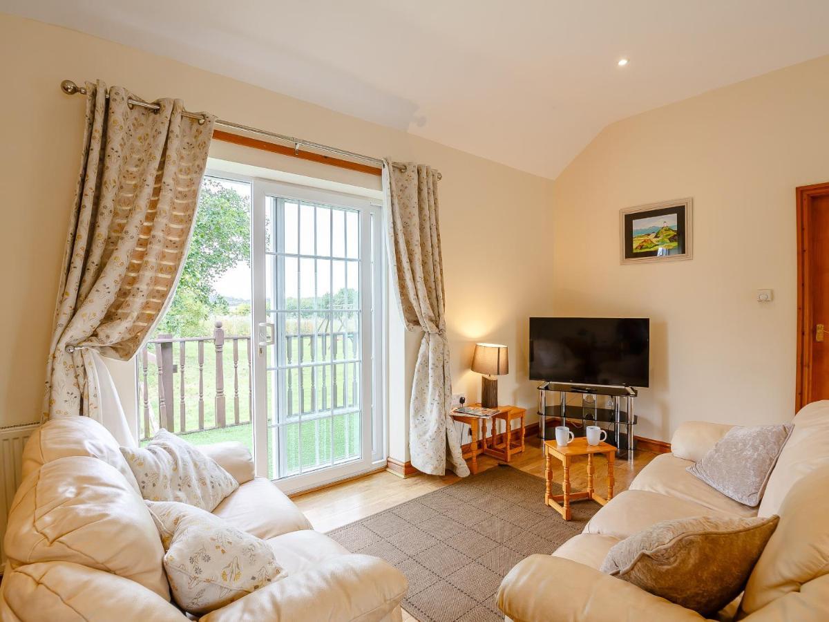 2 Black Horse Cottages Pentraeth Екстериор снимка