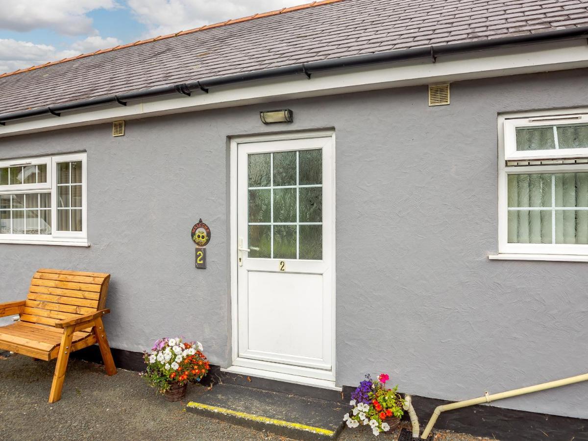 2 Black Horse Cottages Pentraeth Екстериор снимка