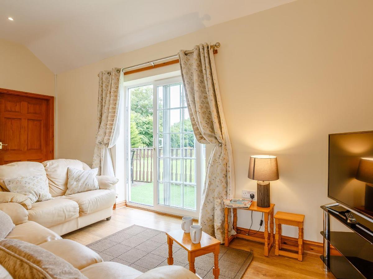 2 Black Horse Cottages Pentraeth Екстериор снимка