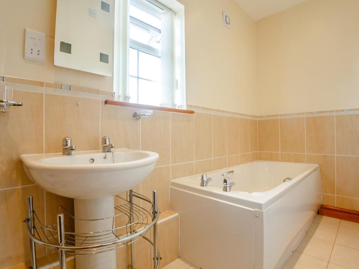 2 Black Horse Cottages Pentraeth Екстериор снимка